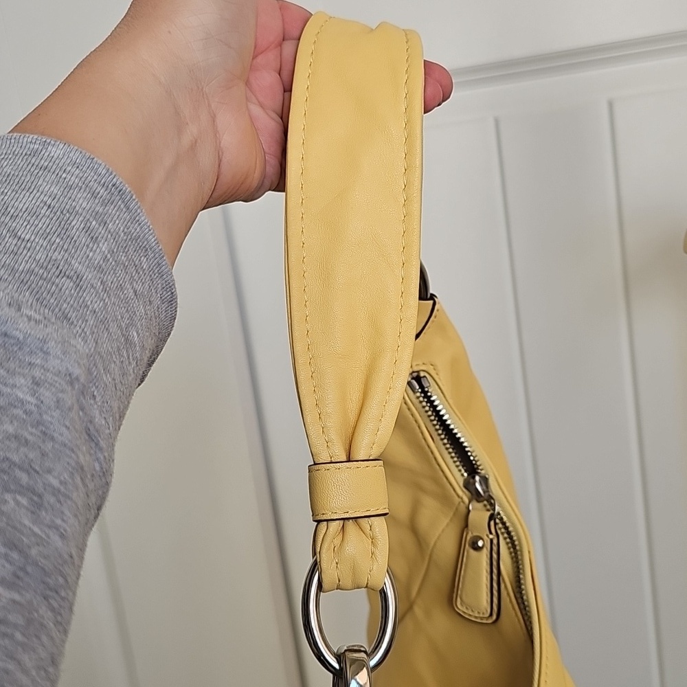 Coach NWT 2010 Kristin Yellow Leather Hobo Convertible Shoulder Bag MSRP $398 - Picture 13 of 14